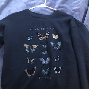Crew Neck Gray Sweater w/ Butterflies